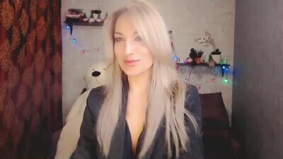 millaxqueen public webcam profile photo 5