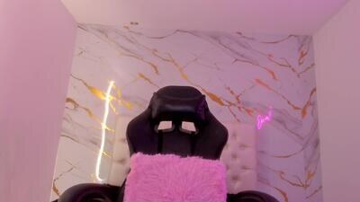 miller_silvana public webcam profile photo 4