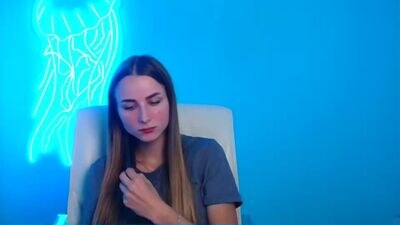 milly_liss public webcam profile photo 3