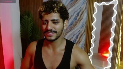 milo_tay public webcam profile photo 2