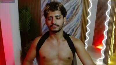 milo_tay public webcam profile photo 6