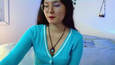 mily_baker public webcam profile photo 6