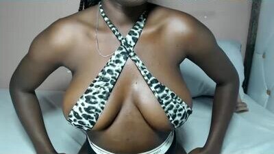 mimiebony public webcam profile photo 7