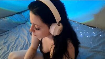 mindyrives public webcam profile photo 8