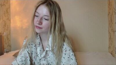 minidiva_ public webcam profile photo 8