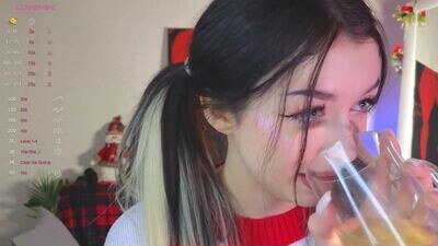 minirini public webcam profile photo 3