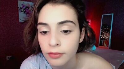 mira_freedom_ public webcam profile photo 3