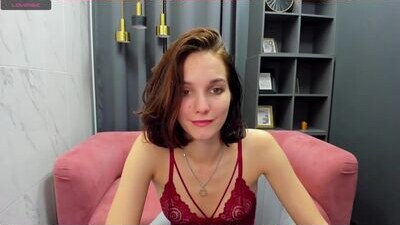 mirandaglow public webcam profile photo 5