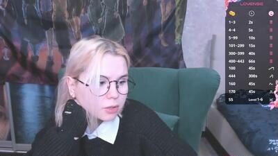 miray_kuriyama public webcam profile photo 3