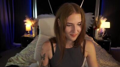 mirellember public webcam profile photo 3