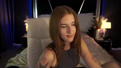 mirellember public webcam profile photo 9