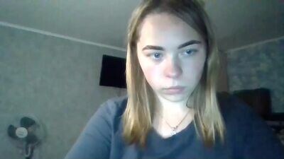 mis_karina public webcam profile photo 3