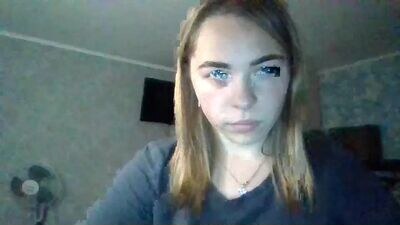 mis_karina public webcam profile photo 4