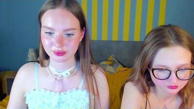 mish_ka3 public webcam profile photo 10