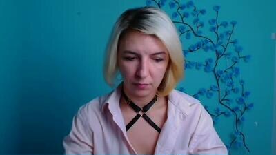 mishelle_blondie public webcam profile photo 2