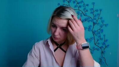 mishelle_blondie public webcam profile photo 4