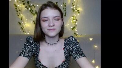 mislovely public webcam profile photo 3