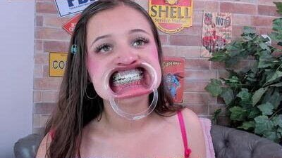 miss___salome public webcam profile photo 9