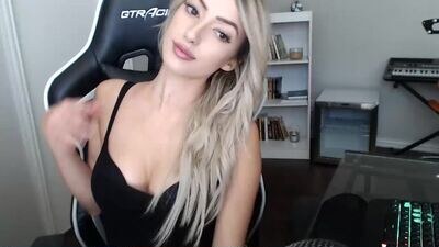 miss_bee public webcam profile photo 4