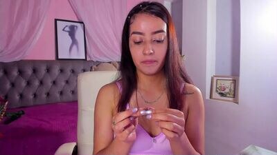 miss_tiana public webcam profile photo 3