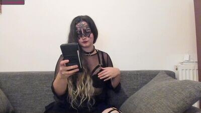 missalys public webcam profile photo 2