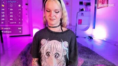 misschloe__ public webcam profile photo 3