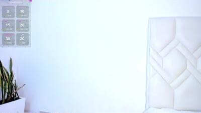missdolllive public webcam profile photo 6