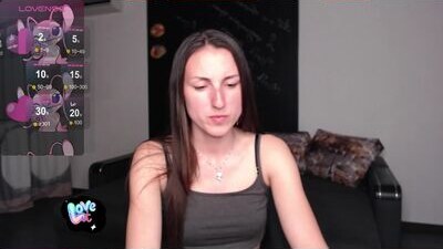 missis_sofiia public webcam profile photo 10