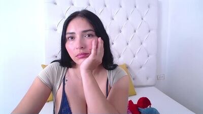 misskharla public webcam profile photo 2