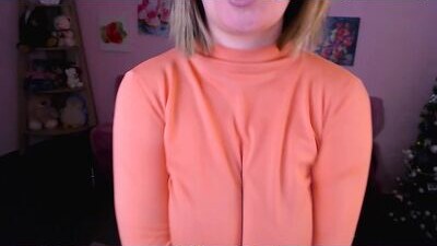 missmelons_ public webcam profile photo 9