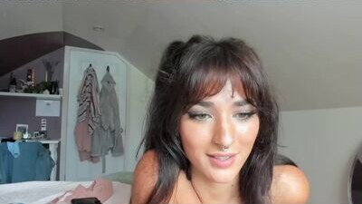 missmgrey public webcam profile photo 7
