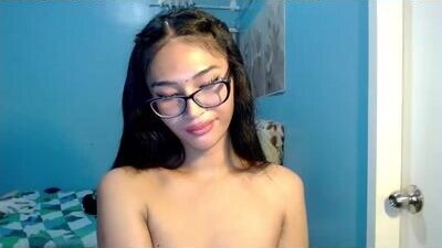 missminervaa public webcam profile photo 6