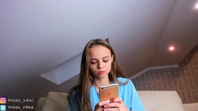 misss_vikki public webcam profile photo 3