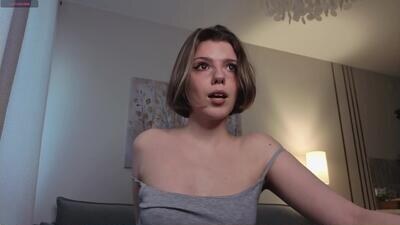 missvikiki public webcam profile photo 2