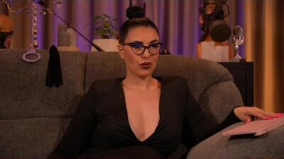 mistresskellykent public webcam profile photo 6