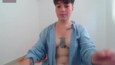 mitsuha_small public webcam profile photo 4