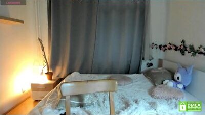 mitsuko_ public webcam profile photo 10
