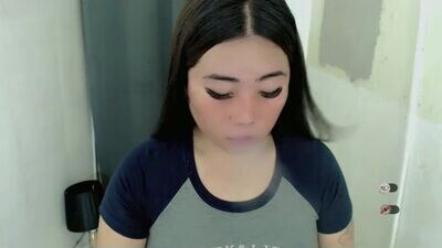 miya_licious public webcam profile photo 2