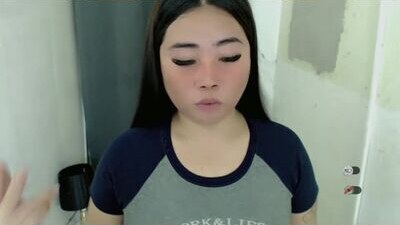miya_licious public webcam profile photo 5