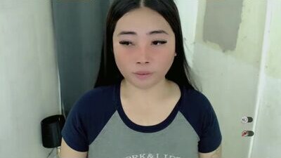 miya_licious public webcam profile photo 6