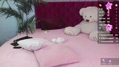 miya_sudzuki public webcam profile photo 7