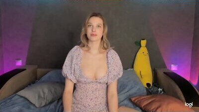 mmm_banana public webcam profile photo 10