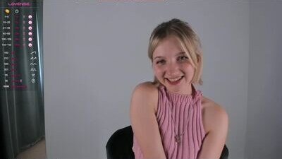 moiragabriel public webcam profile photo 7