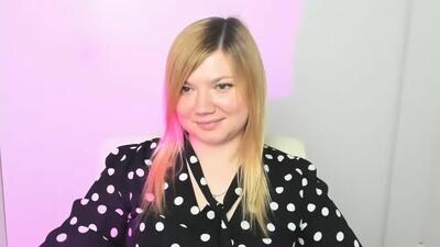 molly_moree public webcam profile photo 4