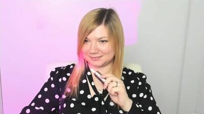 molly_moree public webcam profile photo 7
