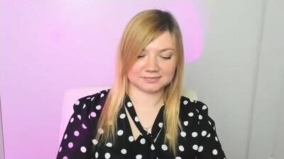 molly_moree public webcam profile photo 8