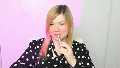 molly_moree public webcam profile photo 9