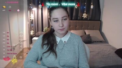 molly_moretti public webcam profile photo 2