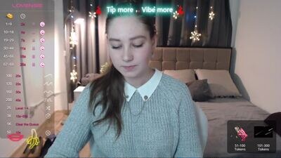 molly_moretti public webcam profile photo 3