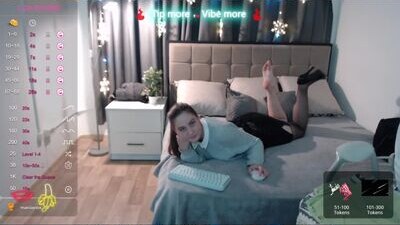 molly_moretti public webcam profile photo 6